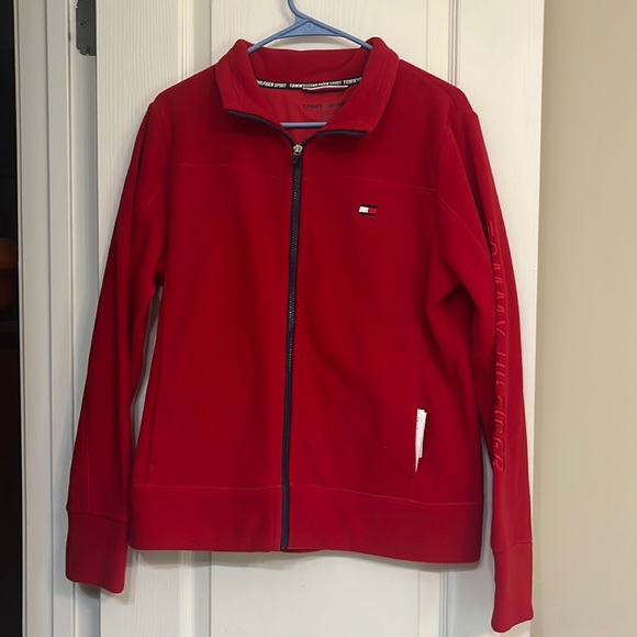 NWT Tommy Hilfiger red fleece jacket size Medium - Picture 1 of 4